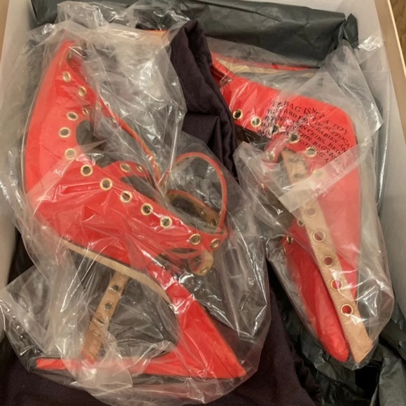 Brian Atwood suede pumps - Picture 4 of 8